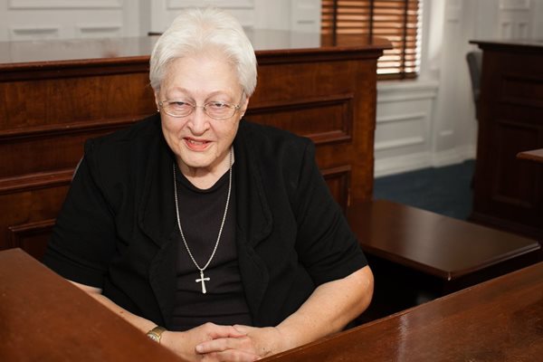 Spratlin Receives ‘Lifetime Service Award’